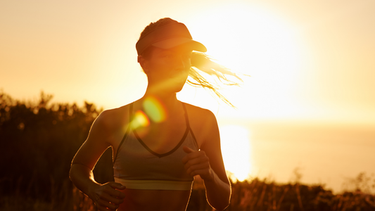 Entrenamiento en ayunas en running, ciclismo y triatlón: beneficios, riesgos y guía práctica